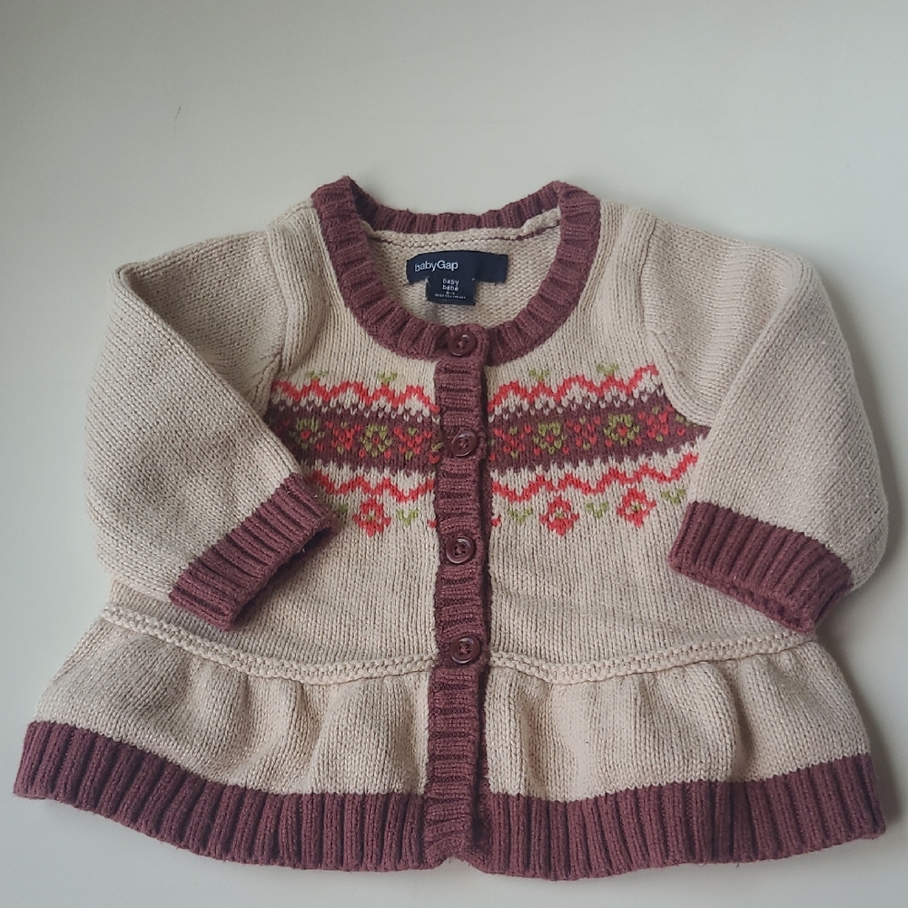 GAP Cream and Burgundy Knit Sweater